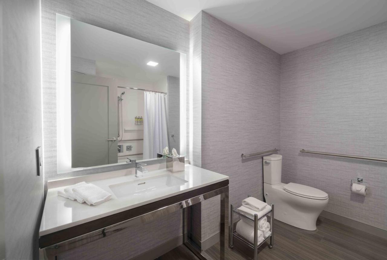 Holiday Inn Express - Boston Logan Airport - Revere By Ihg Ngoại thất bức ảnh