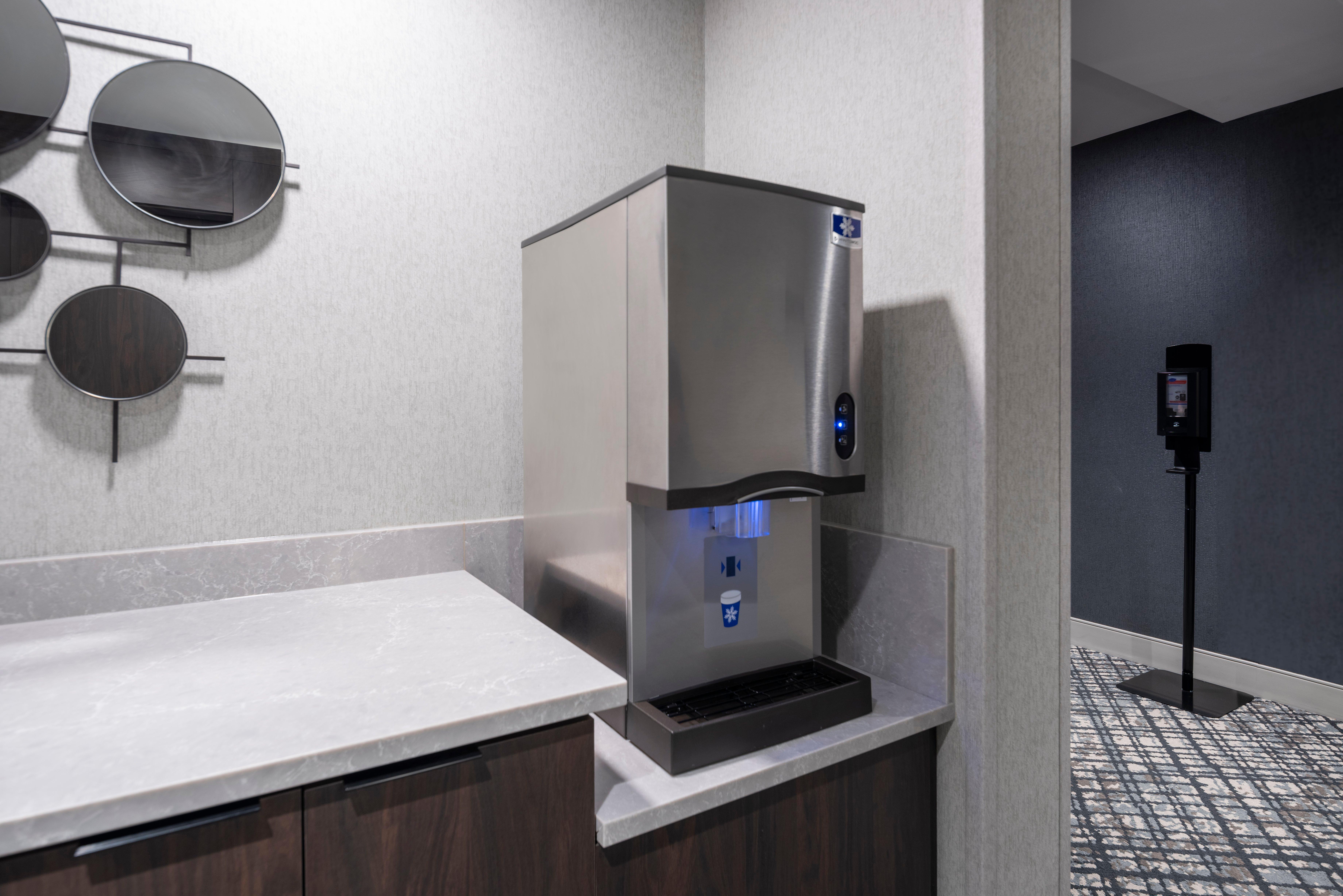 Holiday Inn Express - Boston Logan Airport - Revere By Ihg Ngoại thất bức ảnh